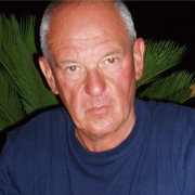 Roberto Mussapi interviene Domenica 26 ottobre ore 16,00 - Ritmi in versi al FestivalTempo