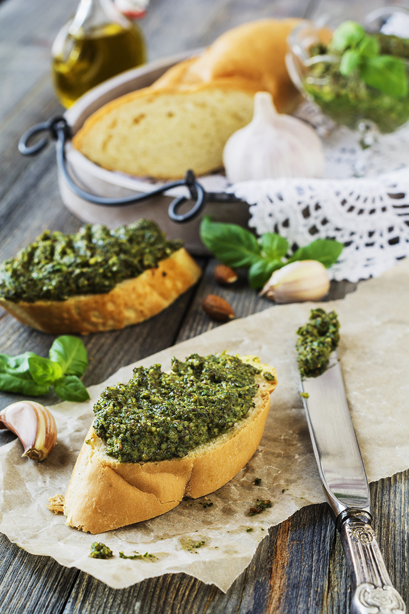 pasta al pesto pizza focaccia al formaggio dove mangiare al festivaltempo dopo le prenotazioni agli incontri